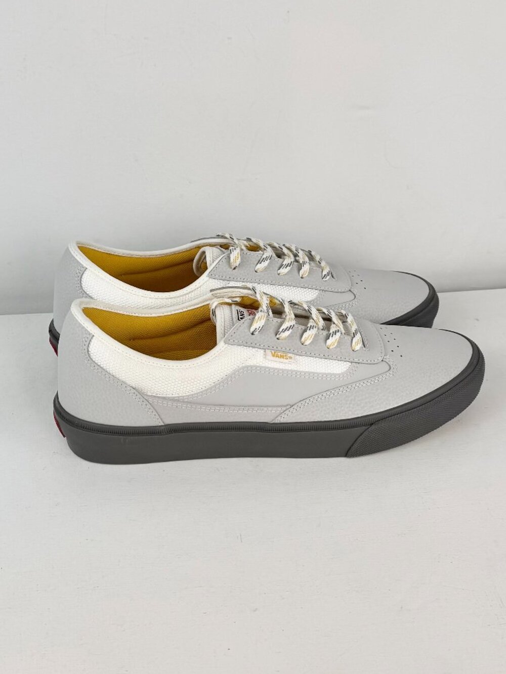 Men's 9 - VANS Skate Curren Caples Grey Yellow Shoes - 500714